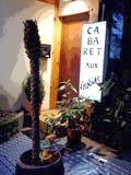 La devanture du Cabaret aux Chansons